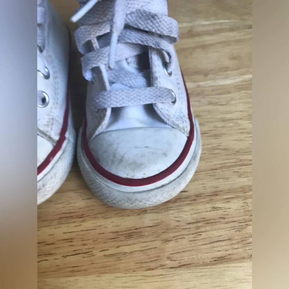Converse All-Star Chuck Taylor High-Tops White Size: US Toddler 5 EUR 21 CM 12.5